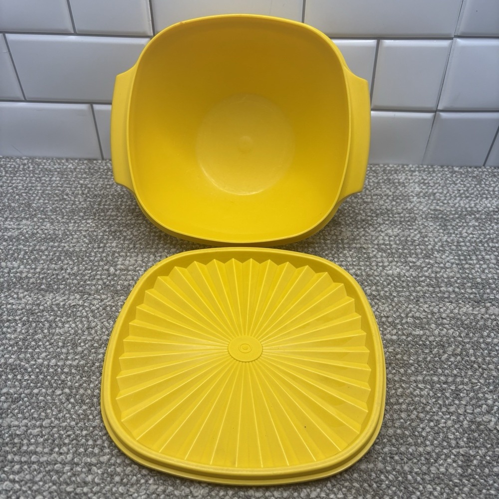 Vintage Yellow Tupperware Servalier Bowl W Lid Classic